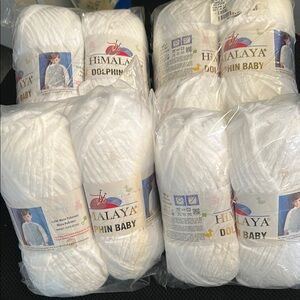 Dolphin Baby Yarn - White Himalaya lot of 8 skeins new